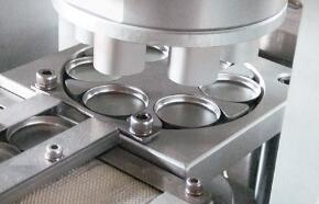 cosmetic spiral/swirl filling machine